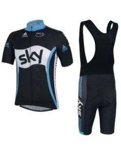 Conjunto de ciclismo corto SKY: comodidad y estilo para tus paseos de verano