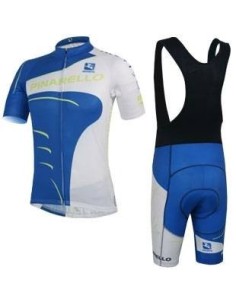 Conjunto de ciclismo corto Pinarello: comodidad y estilo para tus rutas