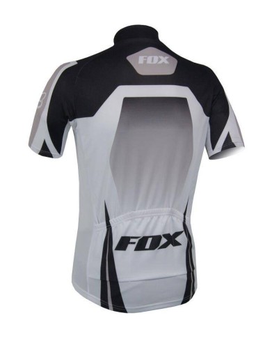 Conjunto corto de ciclismo Fox: comodidad y estilo para tus paseos de verano