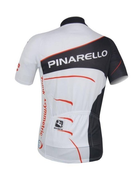 Conjunto corto de ciclismo Pinarello: comodidad y estilo para tus paseos