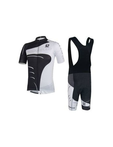 Equipación de ciclismo corta Pinarello para un verano cómodo y fresco