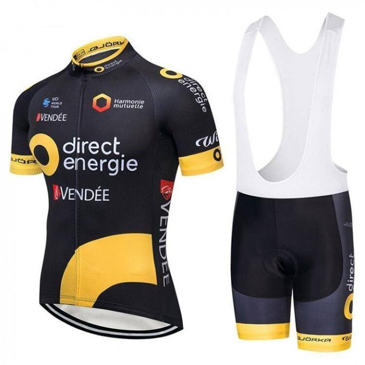 Conjunto de Ciclismo Corto Direct Energie: Comodidad y Estilo para el Verano