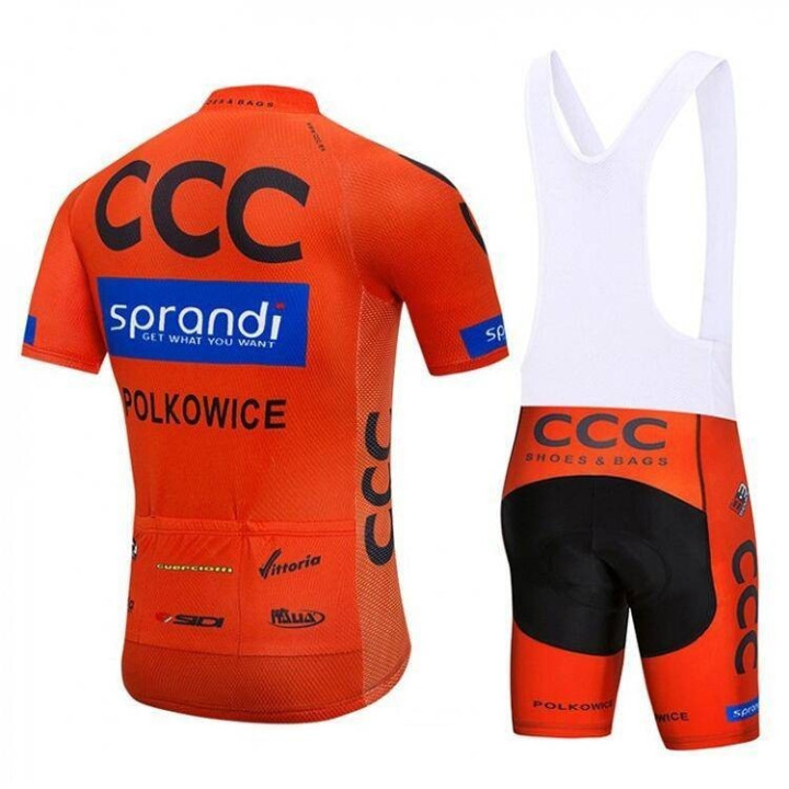 Conjunto corto de ciclismo CCC: comodidad y estilo para tus paseos en verano