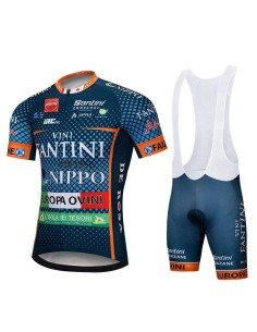 Conjunto corto de ciclismo Santini: comodidad y frescura para tus paseos