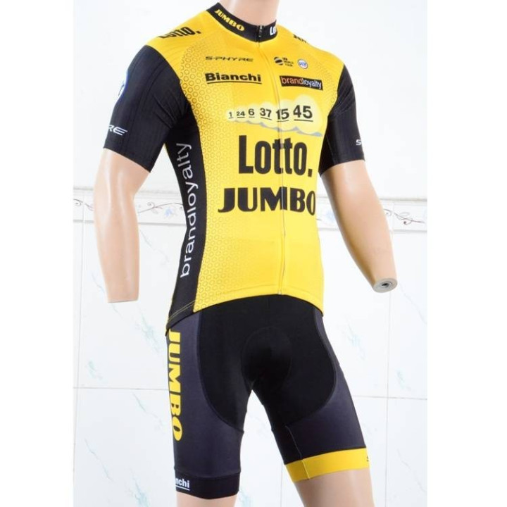 Conjunto corto de ciclismo Lotto: comodidad y estilo para tus rutas