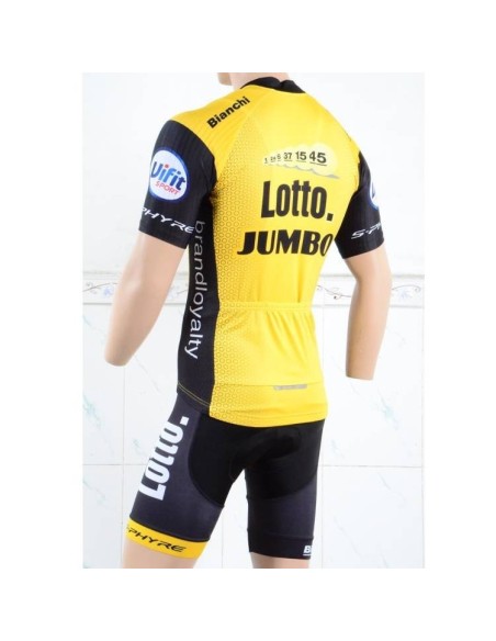 Conjunto corto de ciclismo Lotto: comodidad y estilo para tus rutas