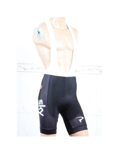 Conjunto de ciclismo corto SKY: comodidad y frescura para tus rutas