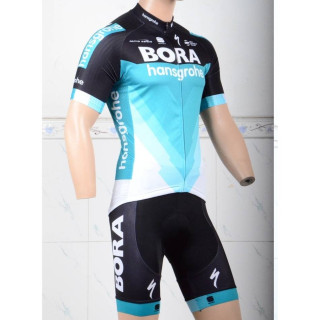 Conjunto corto de ciclismo Bora: comodidad y estilo para tus paseos