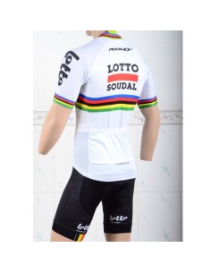 Conjunto corto de ciclismo Lotto: comodidad y estilo para tus paseos 2