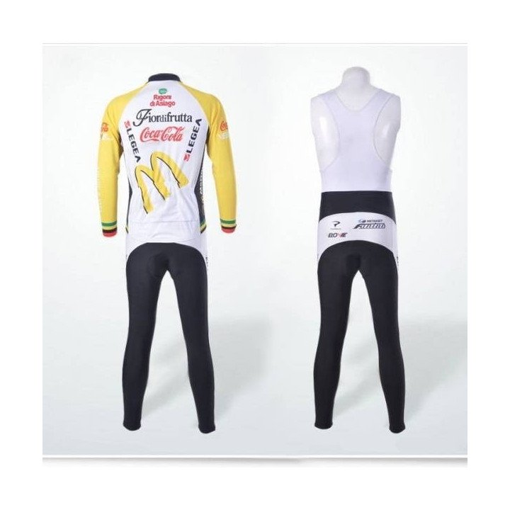 Ropa térmica de ciclismo McDonald's: comodidad y calidad para tus paseos