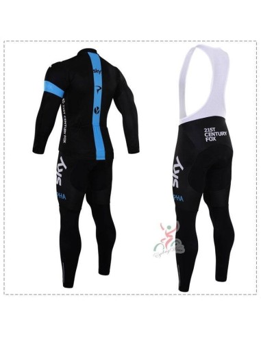 Ropa térmica de ciclismo SKY: comodidad y calidad para tus rutas