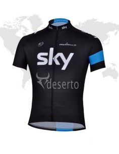 Conjunto de Ciclismo SKY: Comodidad y Estilo para tus Paseos de Verano 2