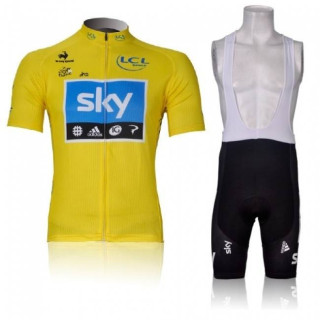 Conjunto de Ciclismo SKY: Comodidad y Estilo para tus Rutas de Verano