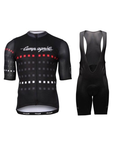 Equipación de ciclismo Campagnolo: comodidad y frescura para tus rutas