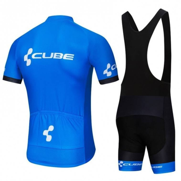 Conjunto de ciclismo corto Cube: comodidad y estilo para tus paseos