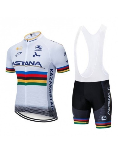 Conjunto de Ciclismo Astana: Comodidad y Estilo para tus Paseos Veraniegos