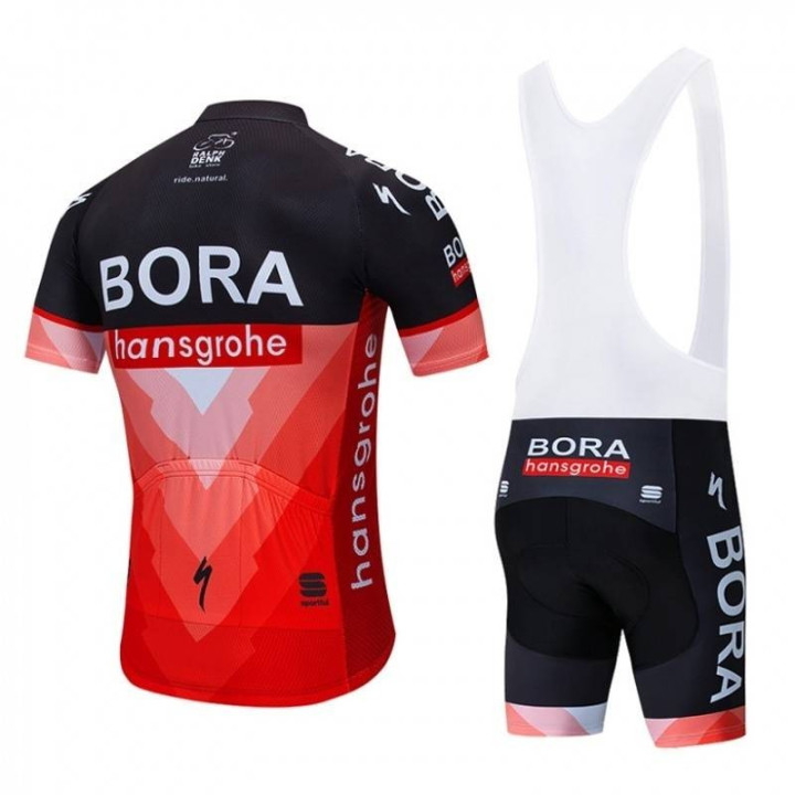 Conjunto corto de ciclismo Bora: comodidad y frescura para tus paseos