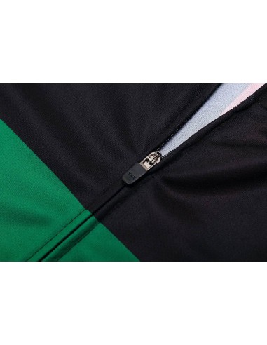 Conjunto de ciclismo corto en Portugal para pedalear cómodo y fresco