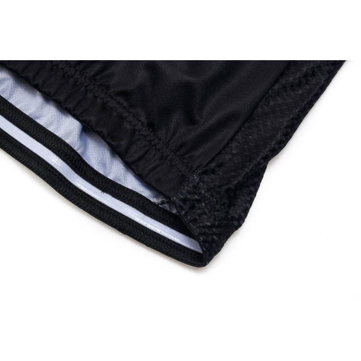 Conjunto de ciclismo corto en Portugal para pedalear cómodo y fresco