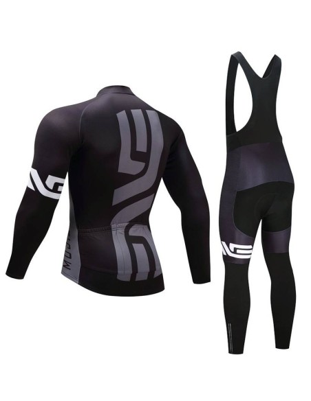 Ropa de ciclismo térmica ENVE para que pedalees cómodo y con estilo