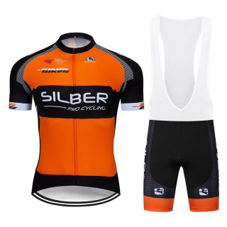 Conjunto de Ciclismo SILBER: Comodidad y Estilo para tus Paseos de Verano