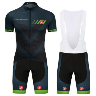 Conjunto de ciclismo corto Castelli: comodidad y frescura para tus rutas