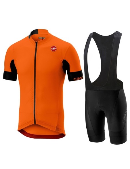 Conjunto Corto de Ciclismo Castelli para el Verano: Comodidad y Estilo en Cada Paseo