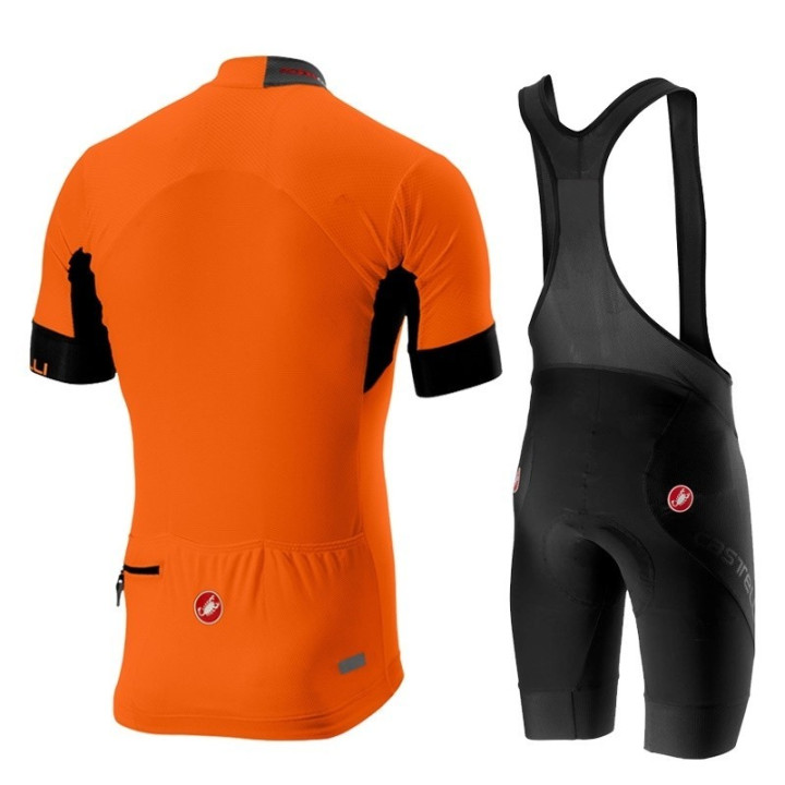 Conjunto Corto de Ciclismo Castelli para el Verano: Comodidad y Estilo en Cada Paseo