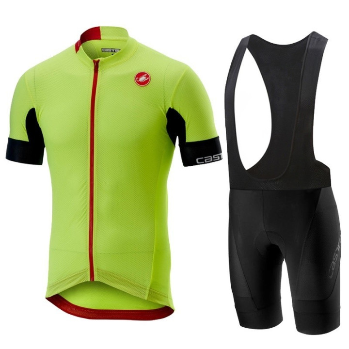 Conjunto de Ciclismo Corto Castelli: Comodidad y Estilo para tus Rutas