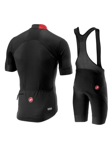 Conjunto de Ciclismo Castelli: Comodidad y Estilo para el Verano