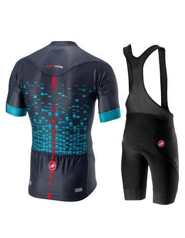 Equipación de Ciclismo Castelli: Comodidad y Estilo para el Verano