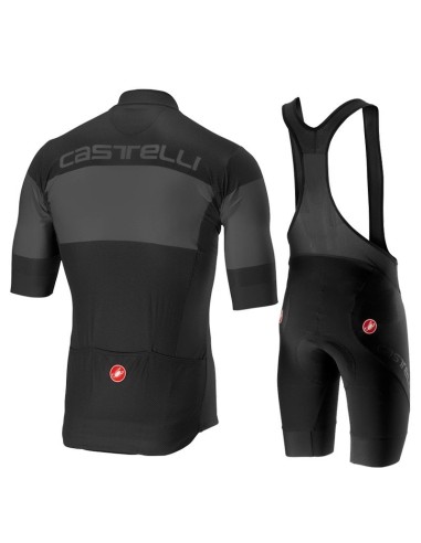 Conjunto de Ciclismo Castelli: Comodidad y Estilo para tus Rutas de Verano
