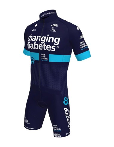 Conjunto corto de ciclismo Novo Nordisk: comodidad y estilo para tus paseos