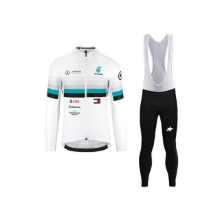 Ropa de ciclismo térmica MERCEDES F1 para estar cómodo y fresco en tus salidas