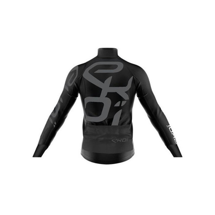 Ropa térmica de ciclismo EKOI para estar cómodo en cualquier clima