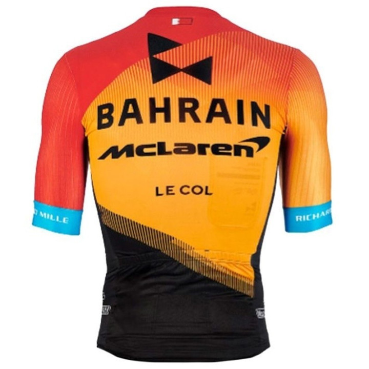 Conjunto corto de ciclismo Merida Bahrain McLaren para el verano