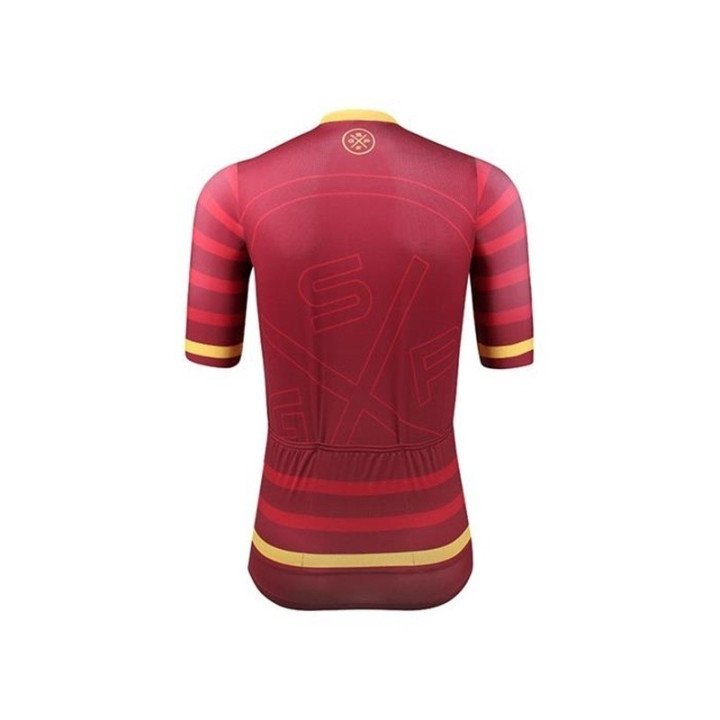 Conjunto de ciclismo corto GSPORT: frescura y comodidad para tus paseos de verano