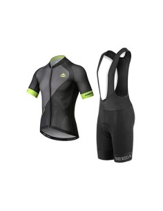 Conjunto corto de ciclismo Merida para el verano: comodidad y frescura aseguradas