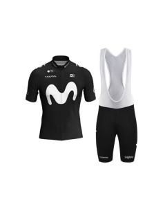 Mejores conjuntos de ciclismo corto para el verano con tirantes Movistar