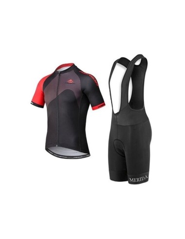 Ropa de ciclismo de verano Merida: comodidad y frescura en cada pedaleo