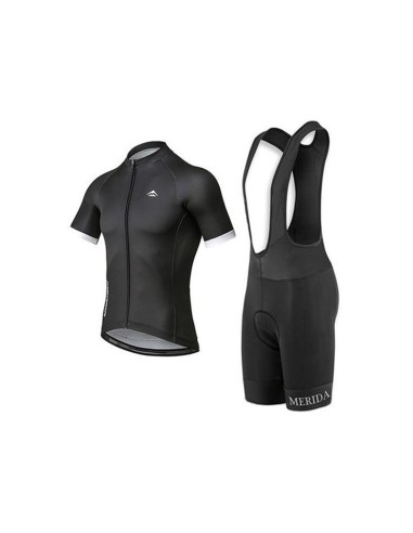 Ropa de ciclismo de verano con tirantes Merida: comodidad y frescura para tus paseos