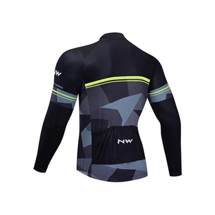 Ropa de ciclismo térmica NORTHWAVE para mantenerte cómodo y fresco en cualquier clima