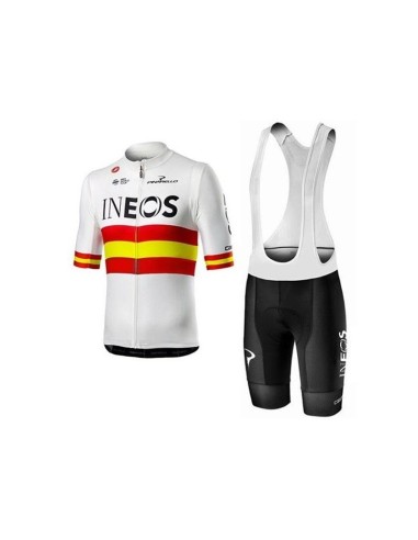 Conjunto de ciclismo corto para verano: comodidad y estilo con INEOS España