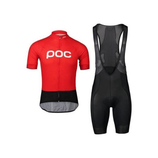 Conjunto de ciclismo corto POC para el verano: comodidad y frescura al pedalear