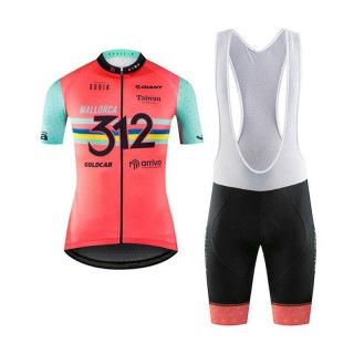 Conjunto corto de ciclismo de verano para mujer en Mallorca