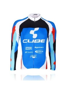 Ropa térmica de ciclismo CUBE para estar cómodo y fresco en tus rutas 2