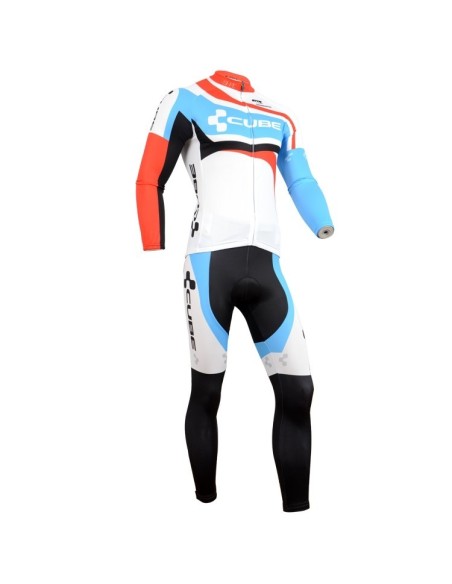 Ropa térmica de ciclismo CUBE para sentirte cómodo en cada pedaleo