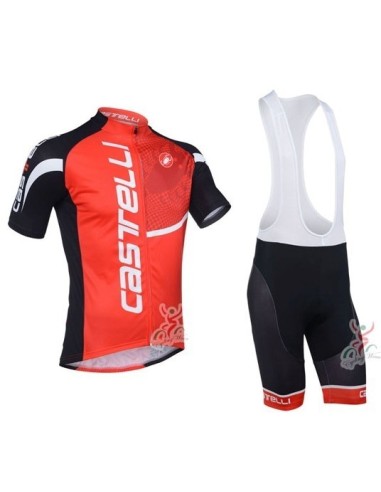 "Conjunto corto de ciclismo Castelli para un verano cómodo y fresco"