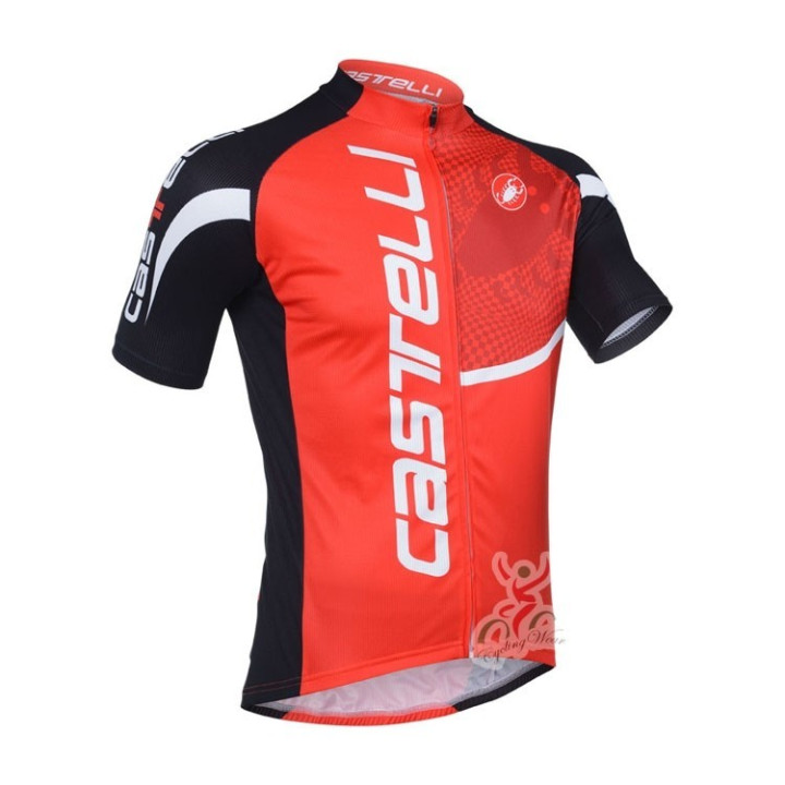 "Conjunto corto de ciclismo Castelli para un verano cómodo y fresco"