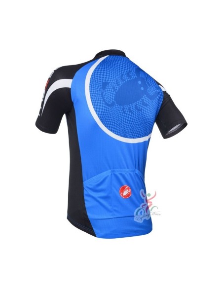 Conjunto de ciclismo Castelli para disfrutar del verano con estilo y comodidad